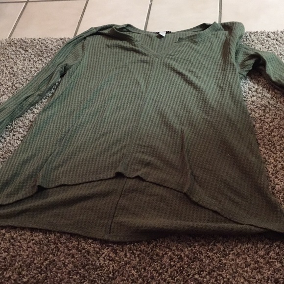 Navy green sweater - Picture 2 of 2